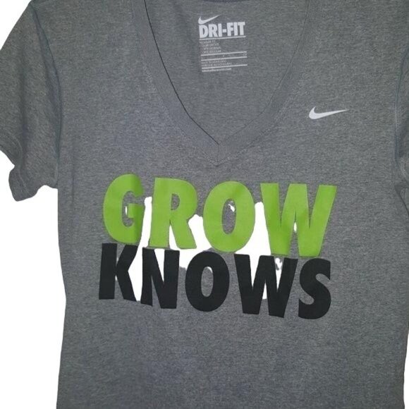 Nike Dri-Fit Womens "Grow Knows" V-Neck Performance T-Shirt Gray Size Medium - Picture 2 of 3